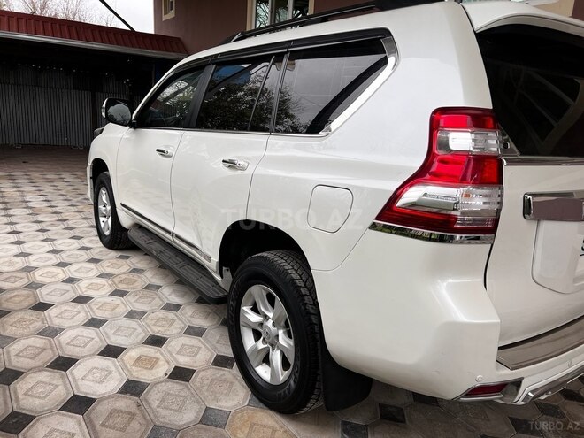 Toyota Land Cruiser Prado 2013, 124,000 km - 2.7 l - Astara