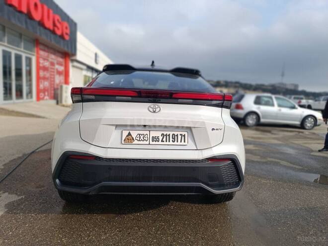 Toyota C-HR 2024, 0 km - 2.0 л - Bakı