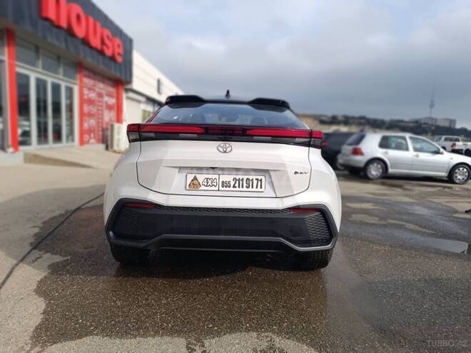 Toyota C-HR 2024, 0 km - 2.0 л - Bakı