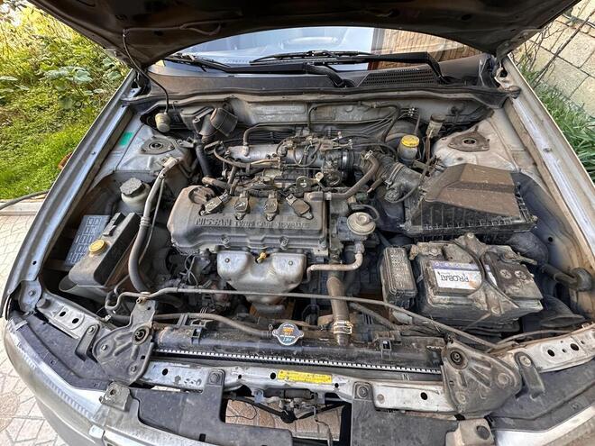 Nissan Sunny 2002, 299,153 km - 1.6 l - Bakı