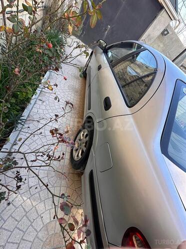 Nissan Sunny 2002, 299,153 km - 1.6 l - Bakı