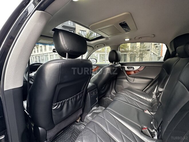 Infiniti FX35-14