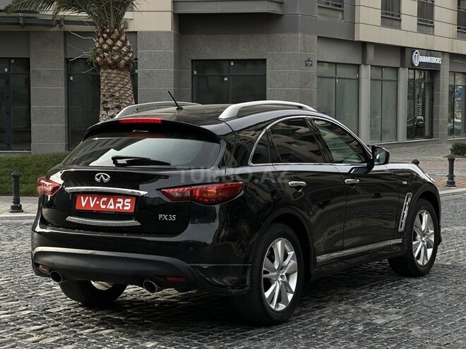 Infiniti FX35-15
