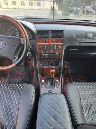 Mercedes C 200 1996, 250,000 km - 2.0 l - Sumqayıt