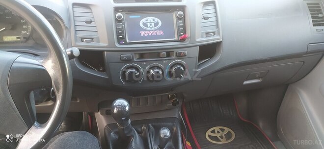 Toyota Hilux 2012, 273,000 km - 2.5 л - Bakı