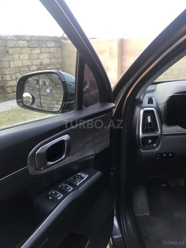 Kia Sorento-19
