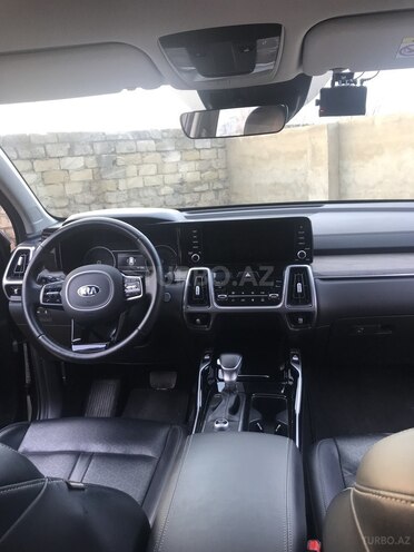 Kia Sorento-16