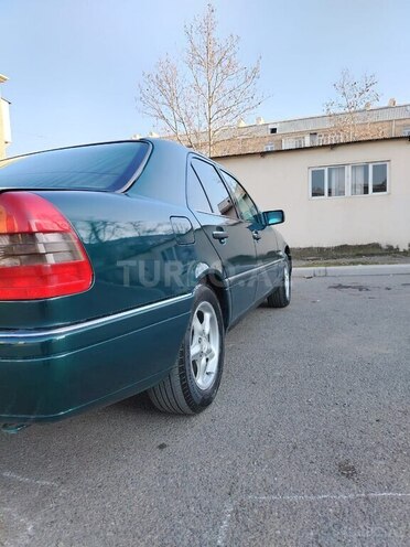 Mercedes  1996, 688,000 km - 1.8 l - Gəncə