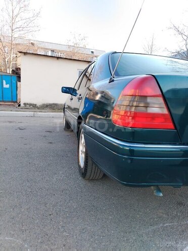 Mercedes  1996, 688,000 km - 1.8 l - Gəncə