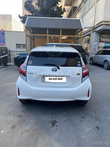 Toyota Aqua 2019, 110,200 km - 1.5 л - Bakı