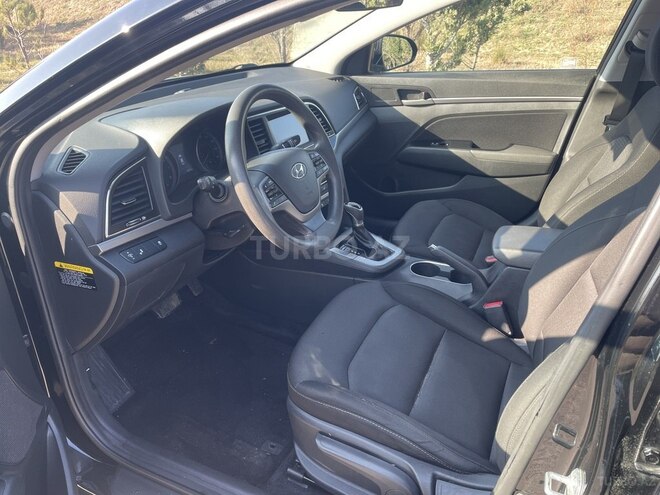 Hyundai Elantra 2017, 95,233 km - 2.0 л - Bakı