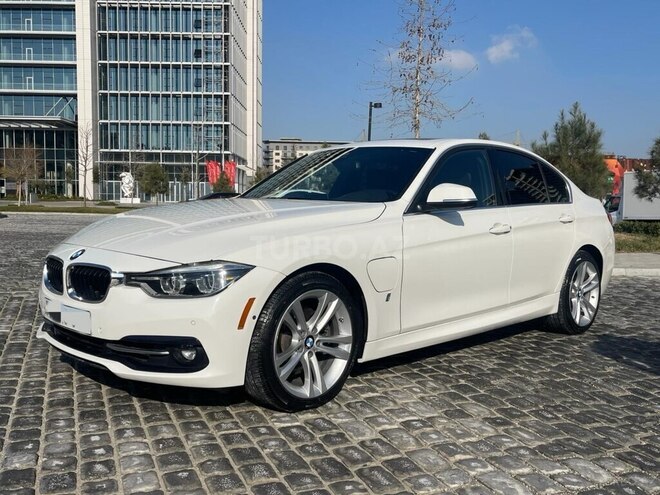 BMW 330e 2016, 93,000 km - 2.0 l - Bakı
