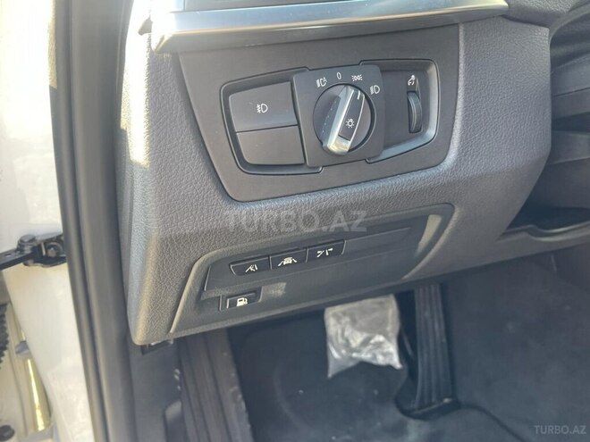 BMW 330e 2016, 93,000 km - 2.0 l - Bakı