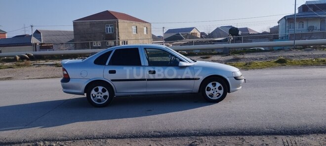 Opel Vectra 1996, 386,475 km - 1.6 л - Bakı