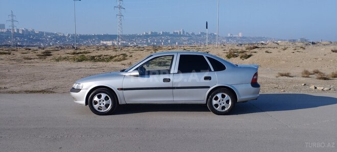 Opel Vectra 1996, 386,475 km - 1.6 л - Bakı