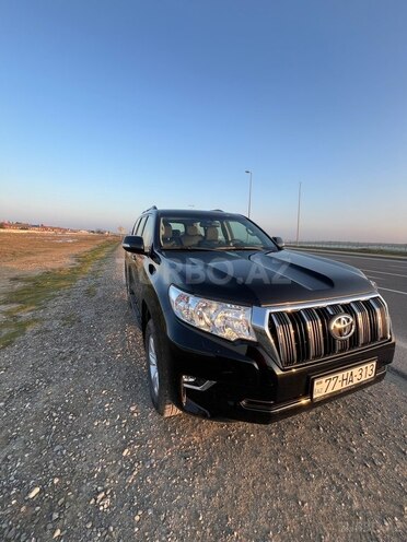 Toyota Land Cruiser Prado-3