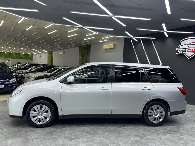 Nissan Wingroad-4