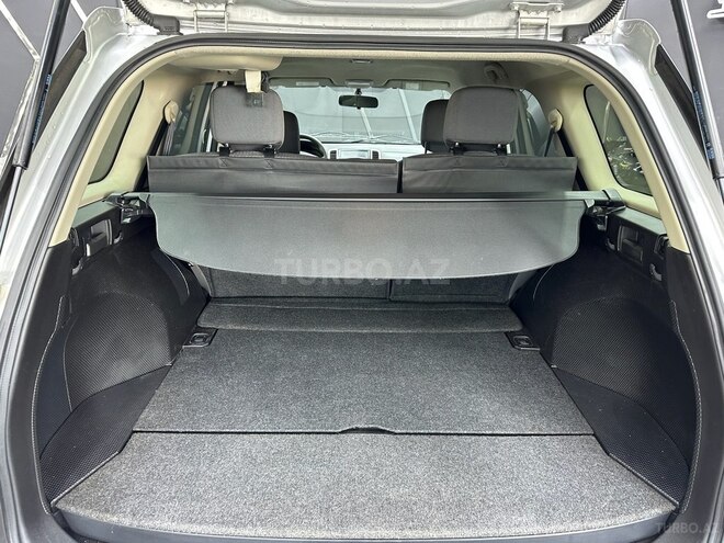Nissan Wingroad-11
