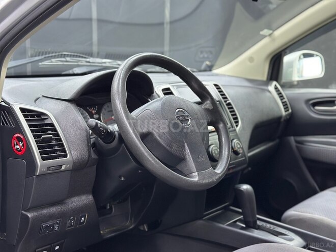 Nissan Wingroad-12