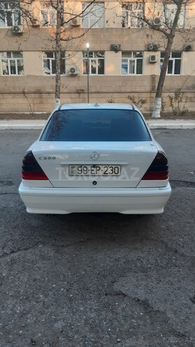 Mercedes C 200 1999, 370,000 km - 2.0 л - Şirvan