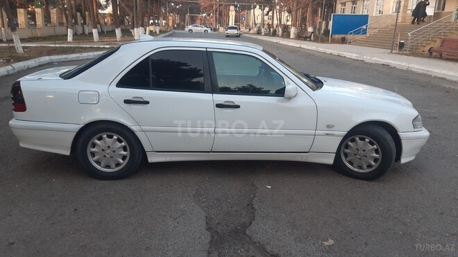 Mercedes C 200 1999, 370,000 km - 2.0 л - Şirvan
