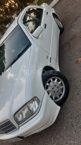 Mercedes C 200 1999, 370,000 km - 2.0 л - Şirvan