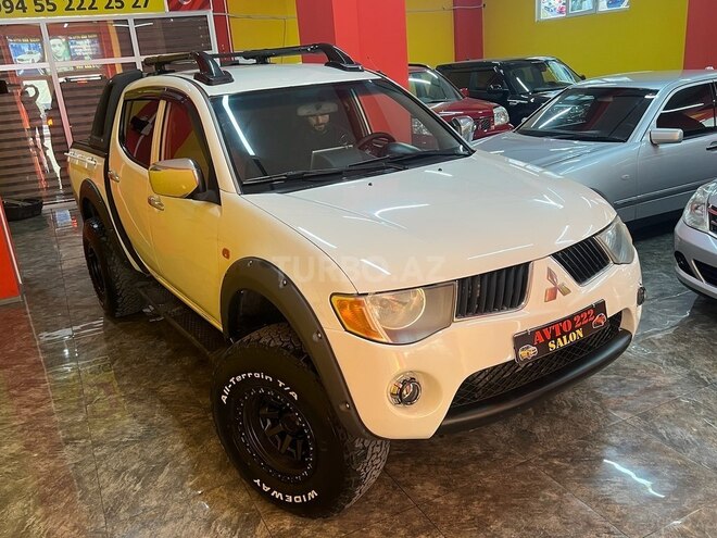 Mitsubishi L200 2008, 230,000 km - 2.5 l - Sumqayıt