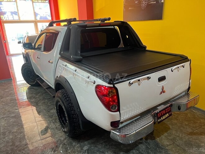 Mitsubishi L200 2008, 230,000 km - 2.5 l - Sumqayıt