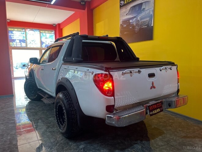 Mitsubishi L200 2008, 230,000 km - 2.5 l - Sumqayıt