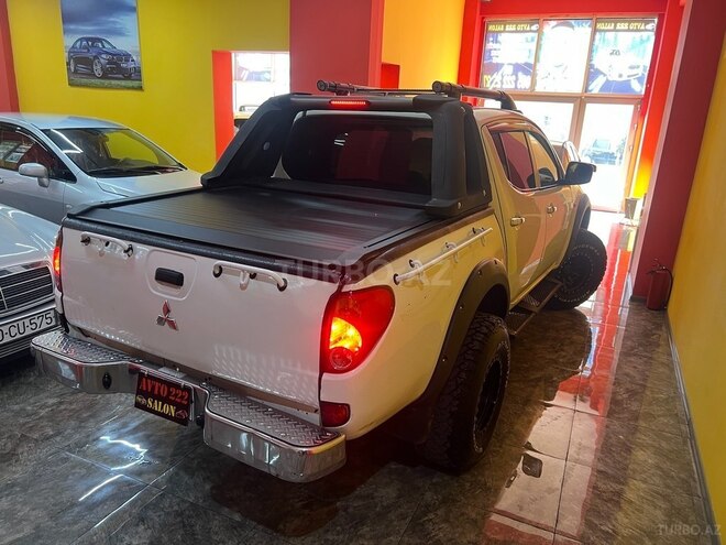 Mitsubishi L200 2008, 230,000 km - 2.5 l - Sumqayıt