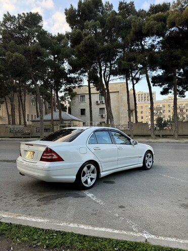 Mercedes C 230 2006, 287,000 km - 2.5 л - Bakı