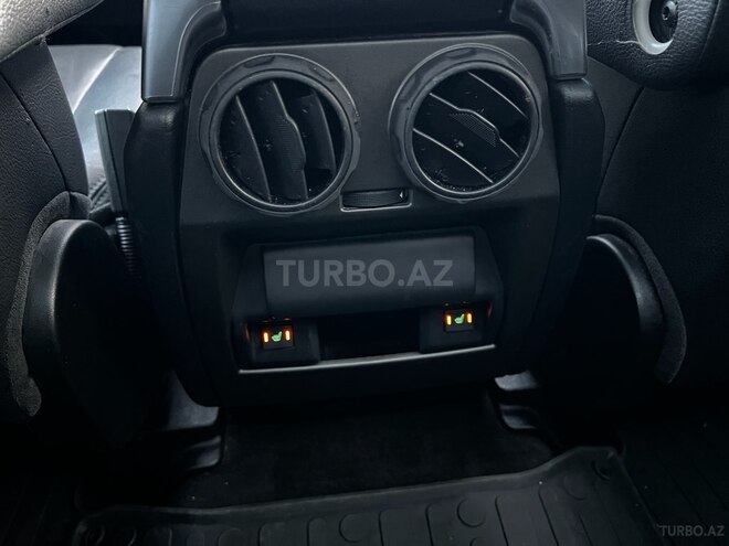 Land Rover Discovery 2014, 157,200 km - 3.0 л - Bakı