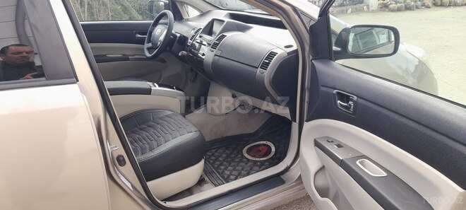 Toyota Prius 2006, 299,000 km - 1.5 л - Bakı