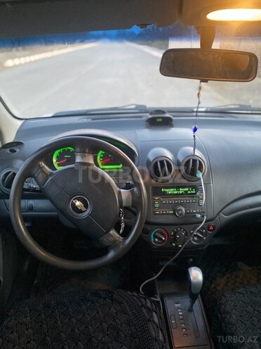 Chevrolet Aveo-3