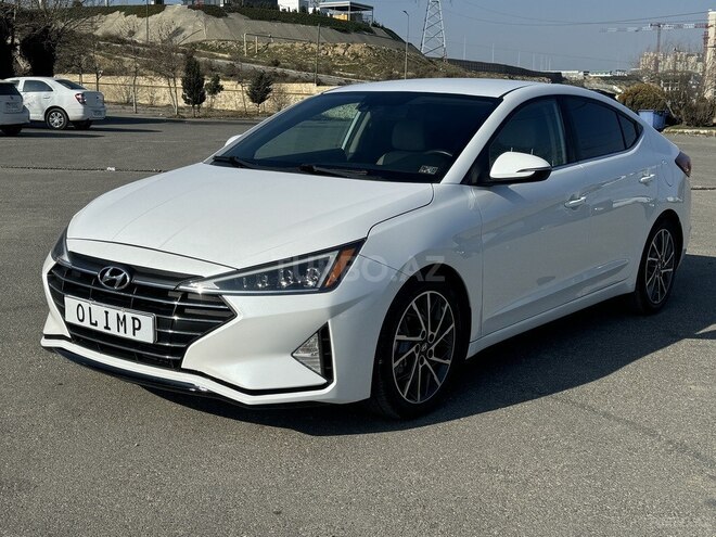 Hyundai Elantra-2