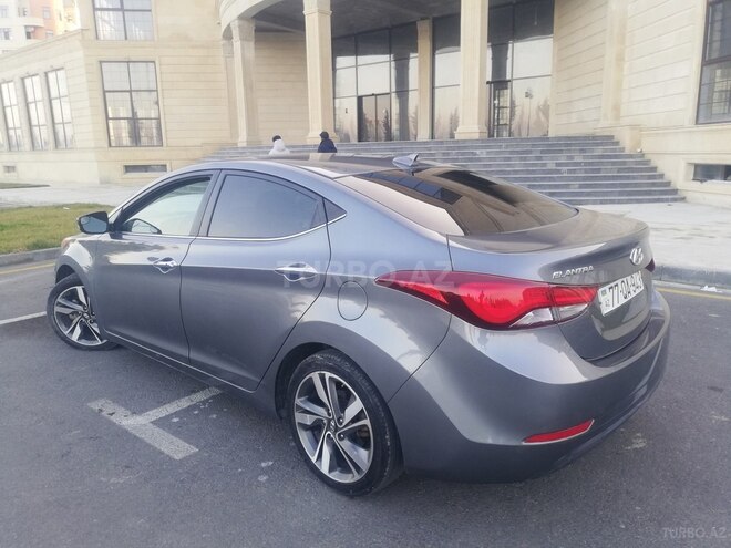 Hyundai Elantra 2015, 221,446 km - 1.8 l - Sumqayıt