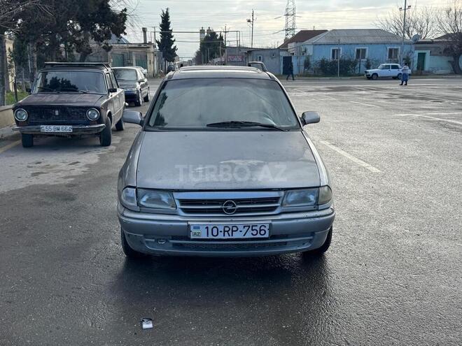 Opel Astra 1993, 252,142 km - 1.8 l - Bərdə