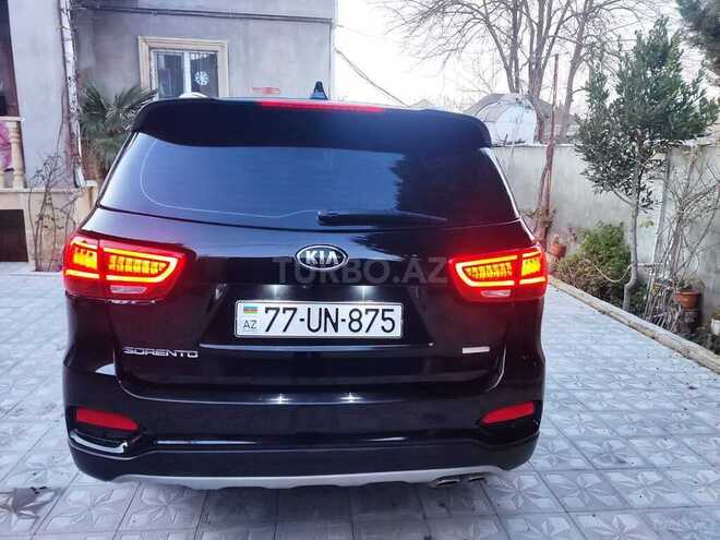 Kia Sorento-2