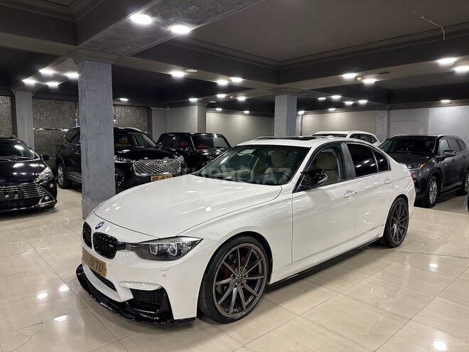 BMW 320-3