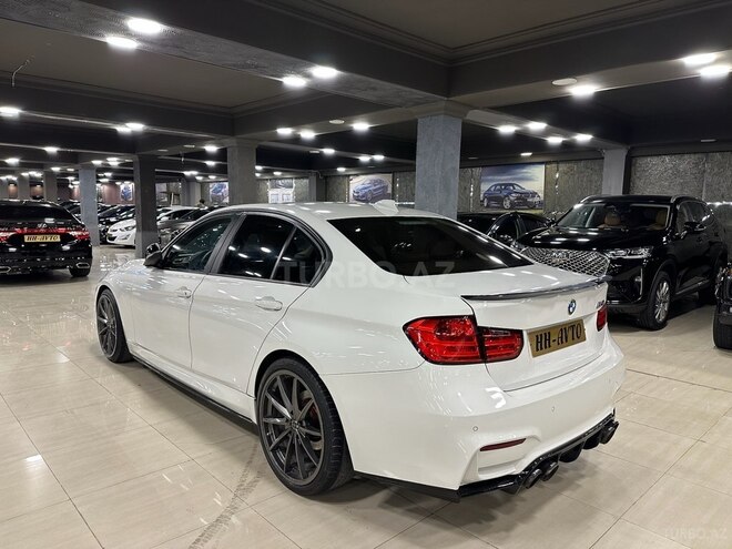 BMW 320-4