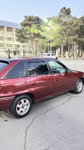 Opel Astra 1997, 400,000 km - 1.6 l - Sumqayıt