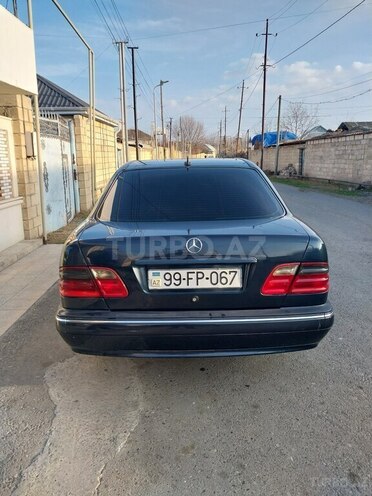 Mercedes E 200 2000, 380,000 km - 2.0 l - Ağcabədi