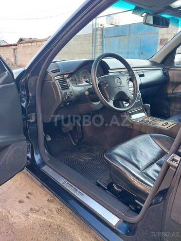 Mercedes E 200 2000, 380,000 km - 2.0 l - Ağcabədi