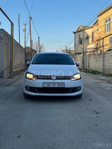 Volkswagen Polo 2013, 73,700 km - 1.6 l - Bakı