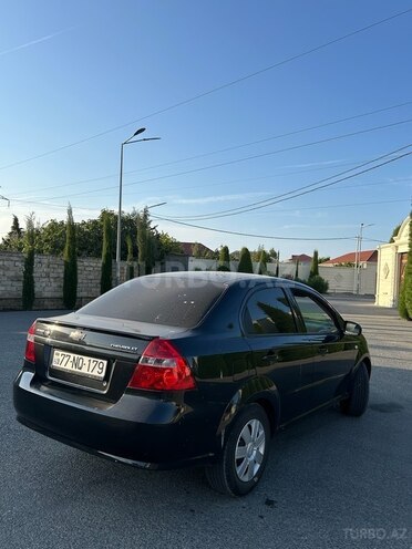 Chevrolet Aveo-11