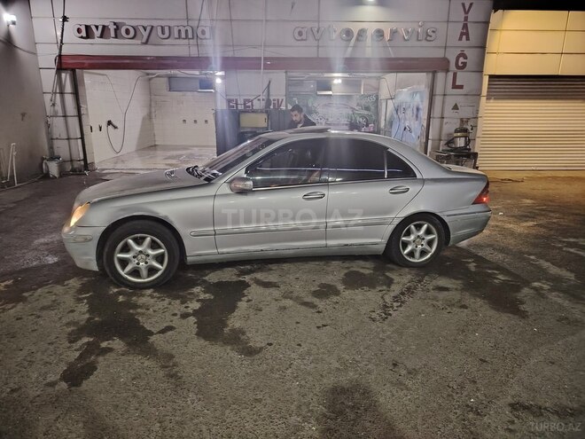Mercedes C 240 2001, 459,000 km - 2.6 l - Bakı