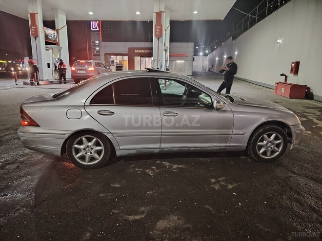 Mercedes C 240 2001, 459,000 km - 2.6 l - Bakı