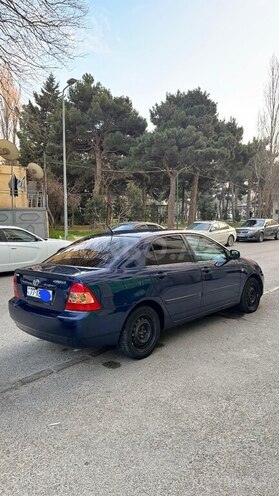 Toyota Corolla 2005, 238,000 km - 1.4 л - Bakı