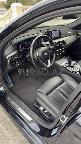 BMW 520 2018, 122,300 km - 2.0 l - Bakı