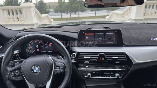 BMW 520 2018, 122,300 km - 2.0 l - Bakı